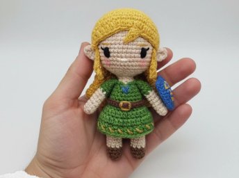 Easy Crochet Toon Link Amigurumi Pattern - Perfect Beginner's Hero Adventure!